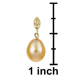 14k Gold Golden FW Pearl and Diamond Earrings (7-7.5 mm)