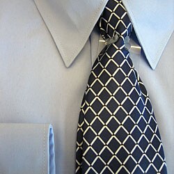 Dolphino Men's Dress Shirt and Tie Gift Set