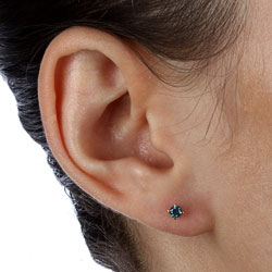 10k Gold 1/4ct TDW Blue Diamond Stud Earrings (I1-I2)