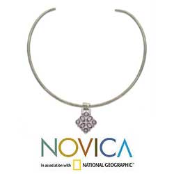 Sterling Silver 'Lily Star' Amethyst Choker (Indonesia)