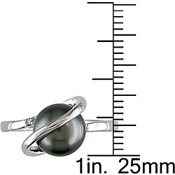 14k Gold Tahitian Pearl and Diamond Ring (8-9 mm)