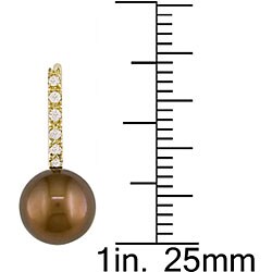 14k Gold 1/8ct TDW Diamond and Brown FW Pearl Earrings