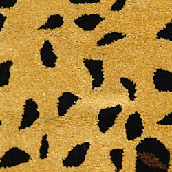 Handmade Soho Leopard-print Gold/ Black New Zealand Wool Rug (2' x 3')