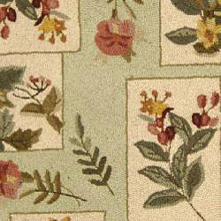 Hand-hooked Garden Sage Wool Rug (4'6 x 6'6 Oval)