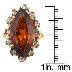 18k Gold Topaz and 1/4ct TDW Diamond Estate Ring (Size 5)