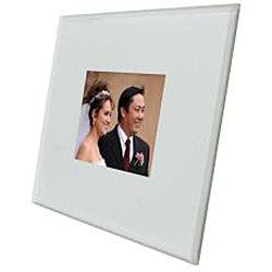 TAO 5.6-inch Silver Acrylic Digital Photo Frame