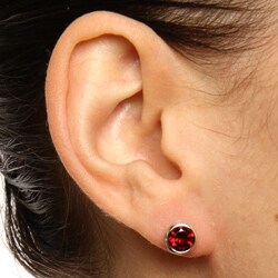 Sterling Silver Round-cut Garnet 7-mm Stud Earrings