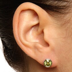 Sterling Silver Round-cut Peridot 7-mm Stud Earrings