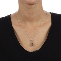 Viducci 10k White Gold Citrine and 1/10ct TDW Diamond Circle Necklace (G-H,I1-I2)