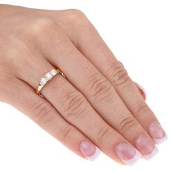 14k Gold 1/2ct TDW Diamond Three-Stone Ring (GH, I1-I2)