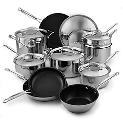 Cuisinart Chef's Classic Stainless Cookware Set (17-piece)