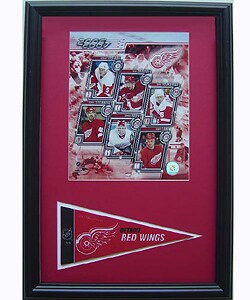Detroit Red Wings 2007 Team Photo w/ Mini Pennant