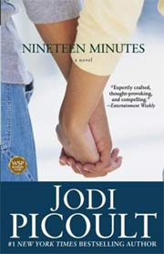 Nineteen Minutes by Jodi Picoult (Paperback)