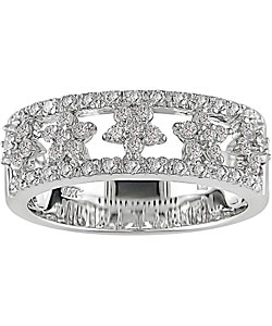 14k White Gold 3/5ct TDW Diamond Star Ring (H-I-J, I1-2)
