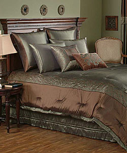 Salerno Luxury Moss Comforter Set