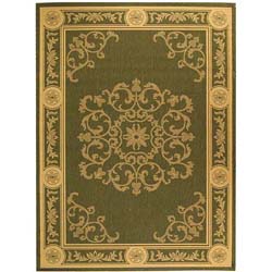 Courtyard Indoor/ Outdoor Sunny Olive/ Natural Polypropylene Rug (6'7 x 9'6)