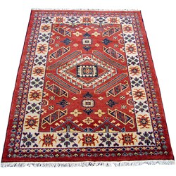 Indo Kazak Hand-knotted Red/ Ivory Rug (5' x 7')