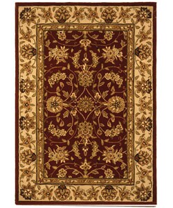 Handmade Traditions Isfahan Burgundy/ Ivory Wool and Silk Rug (4' x 6')