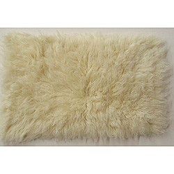 Flokati Natural Wool Rug (2' x 3')