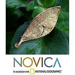Goldplated Natural Leaf 'Forest Solo' Brooch (Thailand)