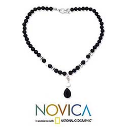 Pearl and Onyx 'Silent Dawn' Necklace (India)