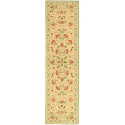 Hand-hooked Bedford Beige/ Green Wool Runner (2'6 x 12')