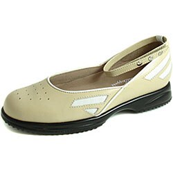 Sandbaggers Ladies 'Eva' Buff Golf Shoes (size 9.5 only)