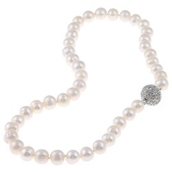 Maddy Emerson Freshwater White Pearl Necklace (5-9 mm)