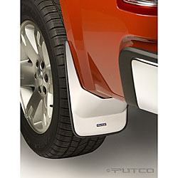 Chevy Dually 2001-2006 Form-fitted Rear Mud Flaps (Set of 2)