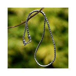 'Look Sleek' Necklace (Indonesia)