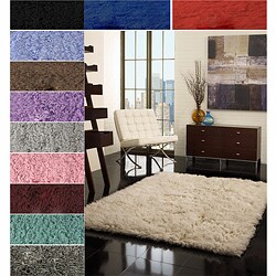 Hand-woven Alexa Flokati Wool Shag Rug (5' x 7')