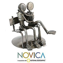 Iron 'Park Bench Sweethearts' Statuette (Mexico)