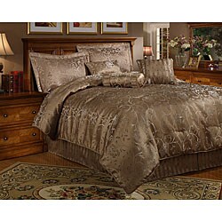 Cassaria 7-piece Gold Comforter Set