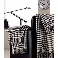 Fringed Houndstooth Wool Throw Blanket