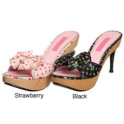 FINAL SALE Betsey Johnson Women's 'Dax' Slide Sandals