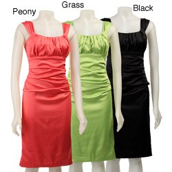Maggy Boutique Women's Scoop-neck Stretch Satin Dress