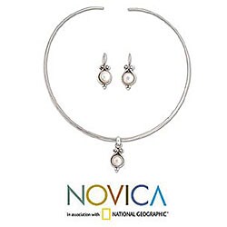 Silver Pearl 'Honesty' Choker/ Earring Set (India)