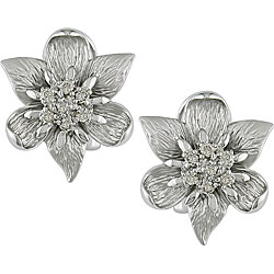 14k Gold 1/5ct TDW Diamond Flower Earrings