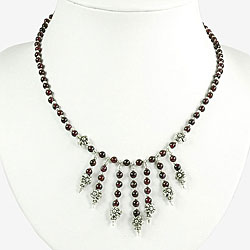 Silver Garnet Floral Bead Necklace (Thailand)