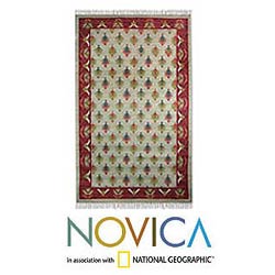Indian Wool 'Waterfall' Rug (5' x 8')