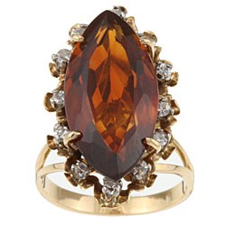 18k Gold Topaz and 1/4ct TDW Diamond Estate Ring (Size 5)
