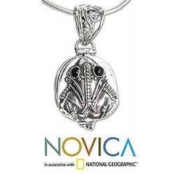 Sterling Silver 'Frog Prince' Onyx Necklace (Indonesia)