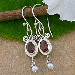 Silver Freshwater Pearl and Garnet Dangle Earrings (Indonesia)