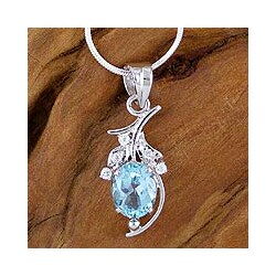 Silver Blue Topaz 'Scintillating Bouquet' Necklace (India)