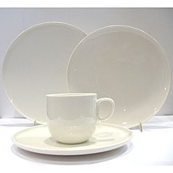 Red Vanilla Everytime White 24-piece Dinnerware Set