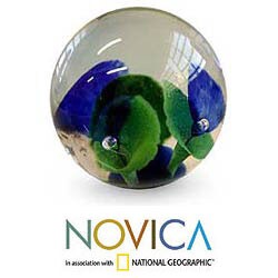 Hand-blown Murano Glass 'Aquarium' Paperweight (Brazil)