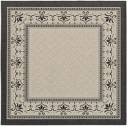 Indoor/ Outdoor Royal Sand/ Black Rug (7'10 Square)