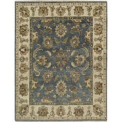 Hand-knotted Manchester Blue Wool Rug (7'9 x 9'9)