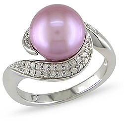 Sterling Silver Lilac Pearl and 1/6ct TDW Diamond Ring (H-I, I3) (9-9.5 mm)