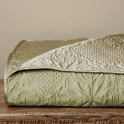 Luxe Versailles 'Loire' Iridescent Silk Full / Queen-size Quilt